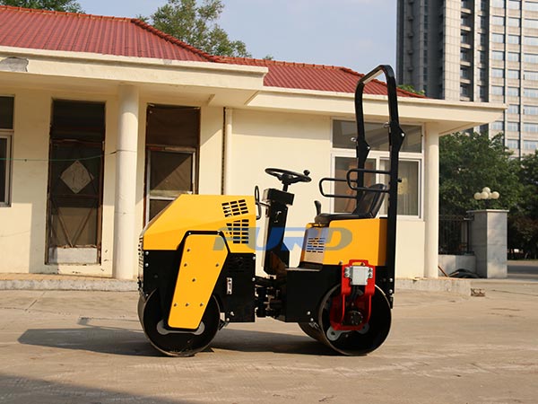 關(guān)于小型壓路機變速箱的保養(yǎng)知識你知道多少？