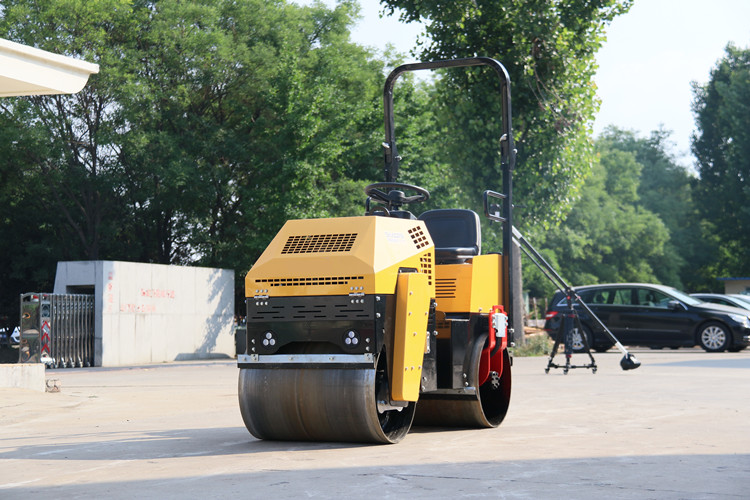 “明星款”小型壓路機(jī)，讓大家的選擇不再“迷路”！
